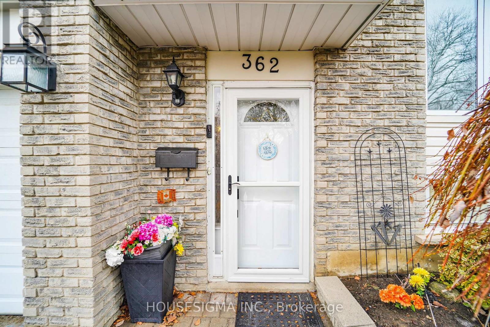 362 Newgate Avenue, Oshawa, Ontario  L1G 2X7 - Photo 5 - E12700054