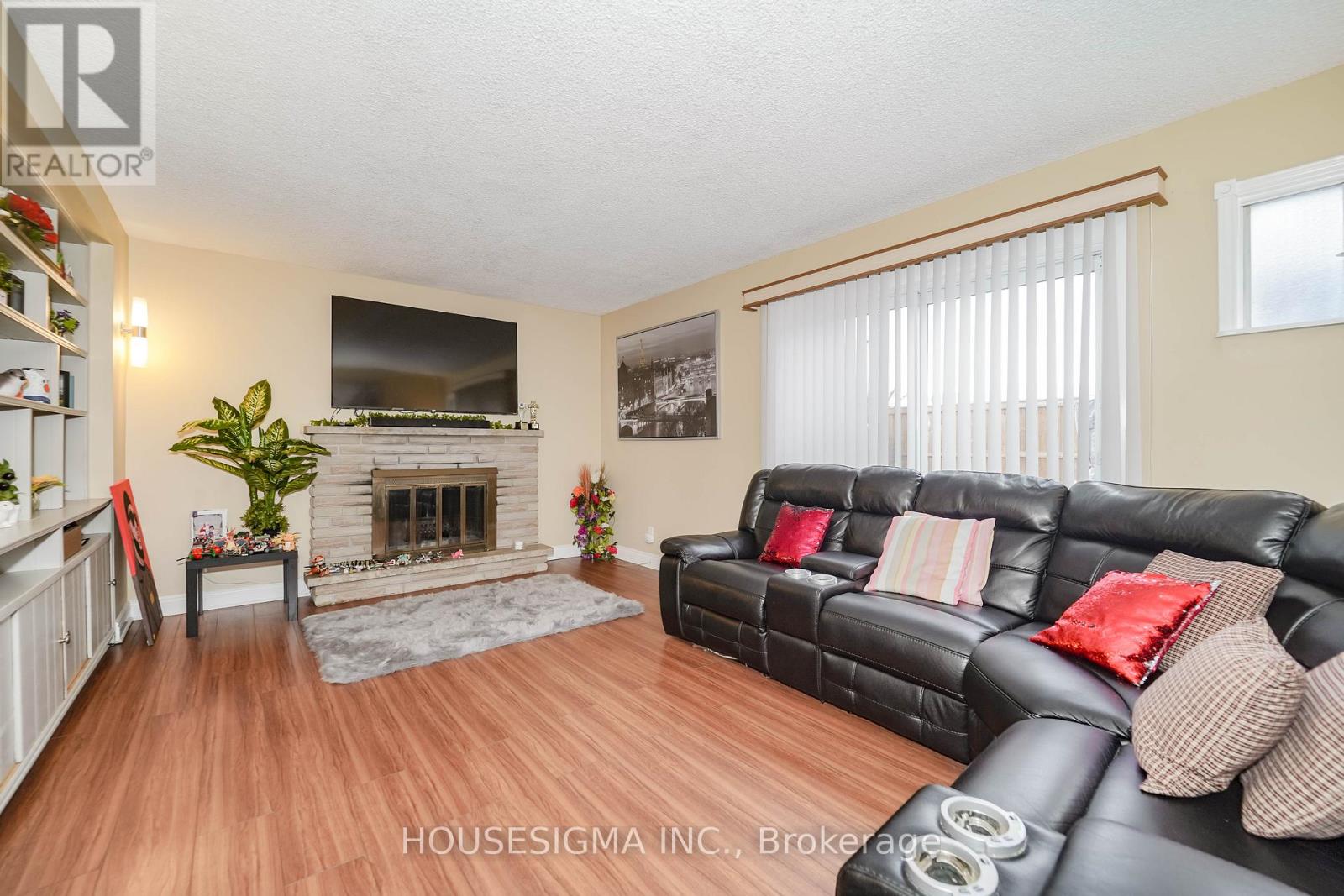 362 Newgate Avenue, Oshawa, Ontario  L1G 2X7 - Photo 8 - E12700054