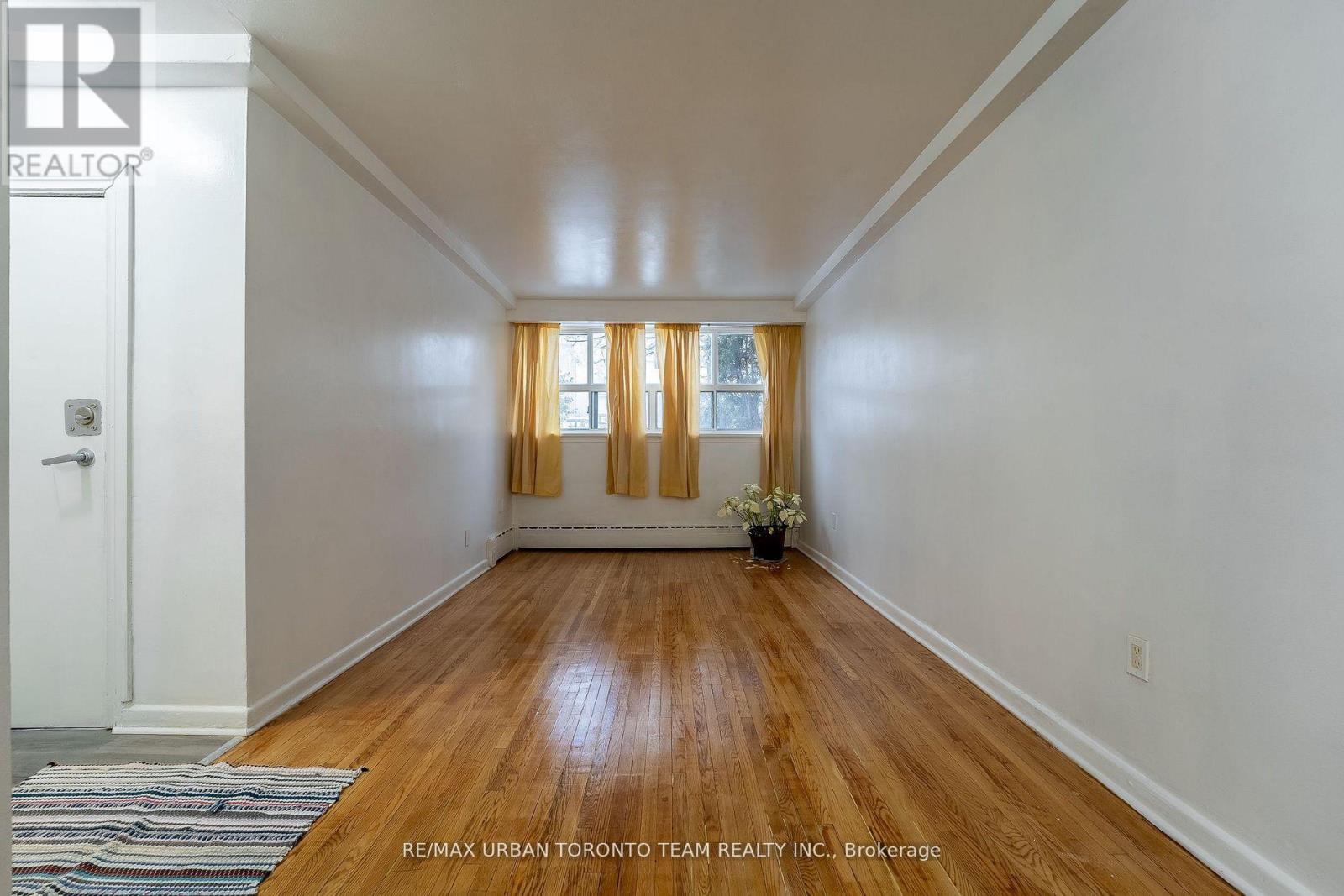 #1 - 37 Frankdale Avenue, Toronto, Ontario  M4J 3Z8 - Photo 5 - E12612824