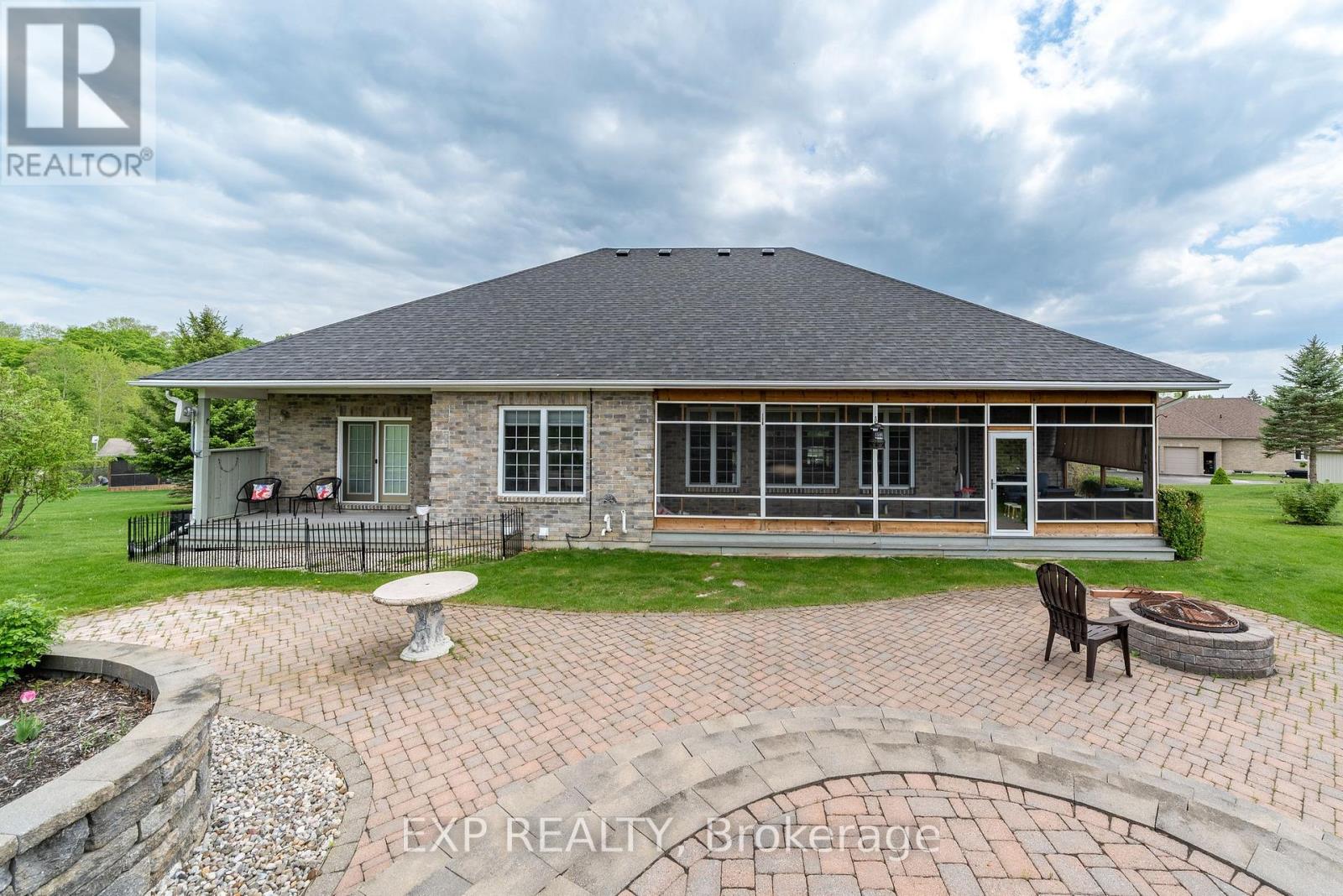 107 Country Charm Drive, Belleville (Thurlow Ward), Ontario  K0K 2V0 - Photo 44 - X12699456