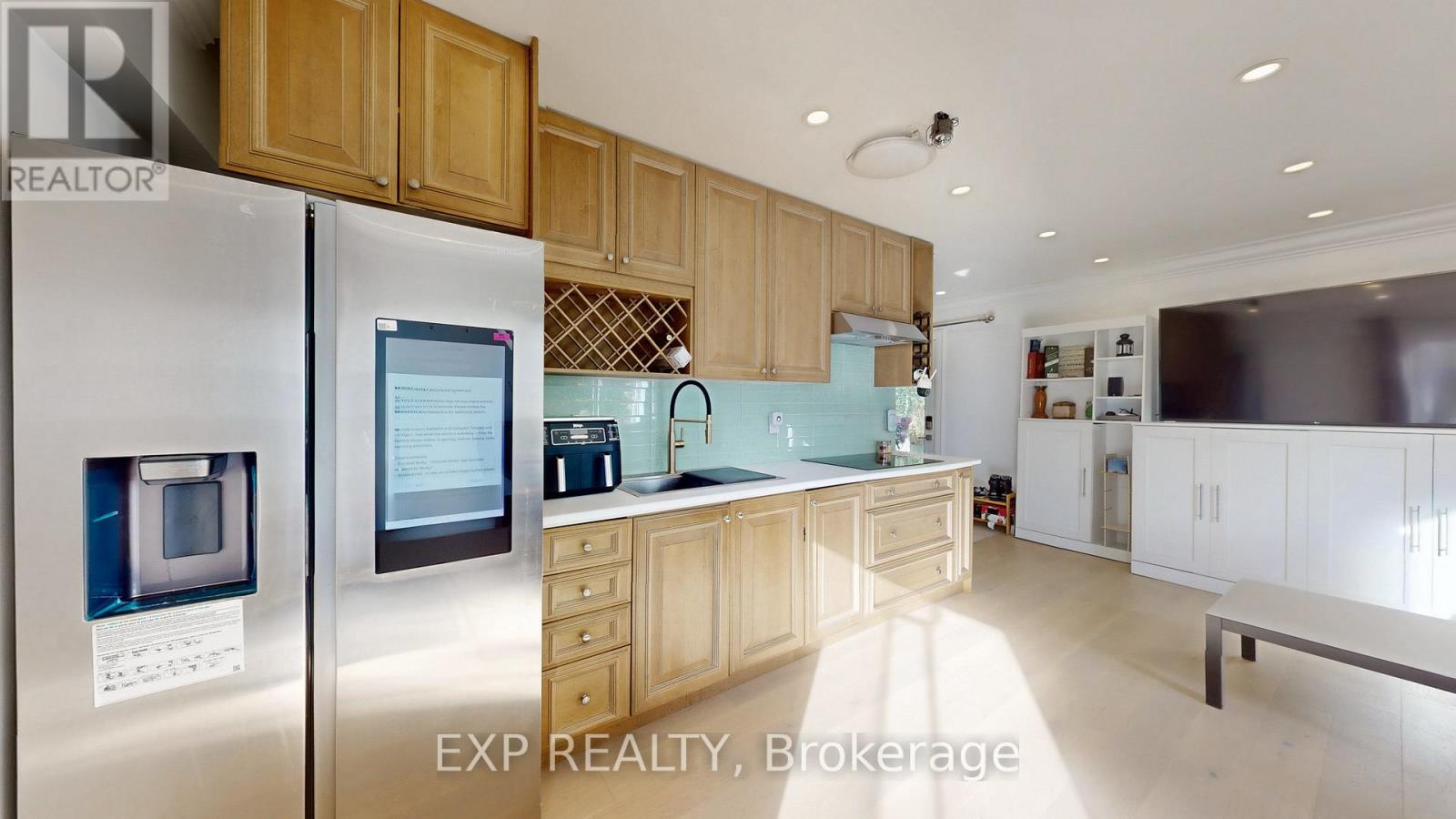 24762 Weirs Side Road, Georgina, Ontario  L0E 1N0 - Photo 12 - N12457198