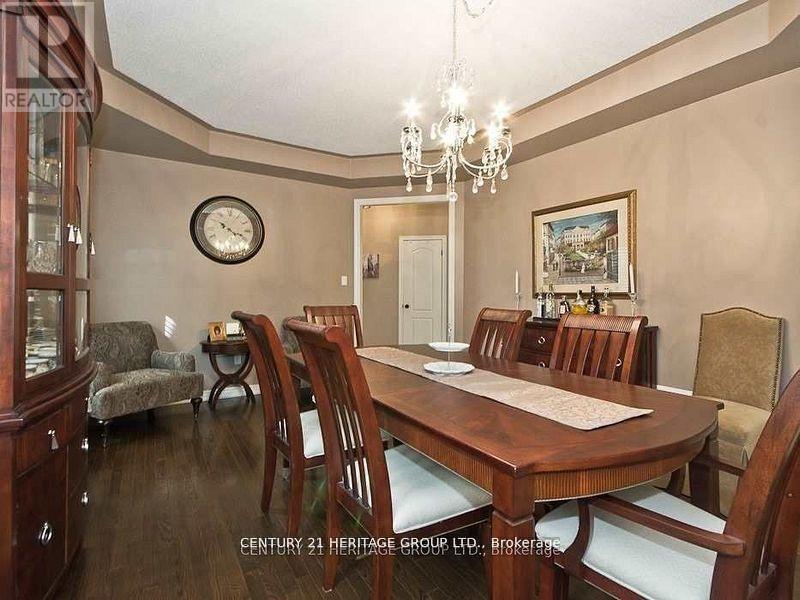 125 Timber Valley Avenue, Richmond Hill, Ontario  L4E 4Z8 - Photo 6 - N12643964