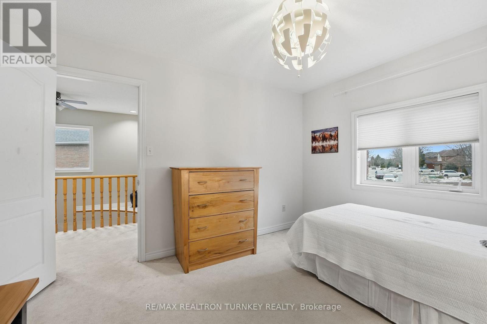 423 Hewitt Circle, Newmarket, Ontario  L3X 2L9 - Photo 17 - N12699984