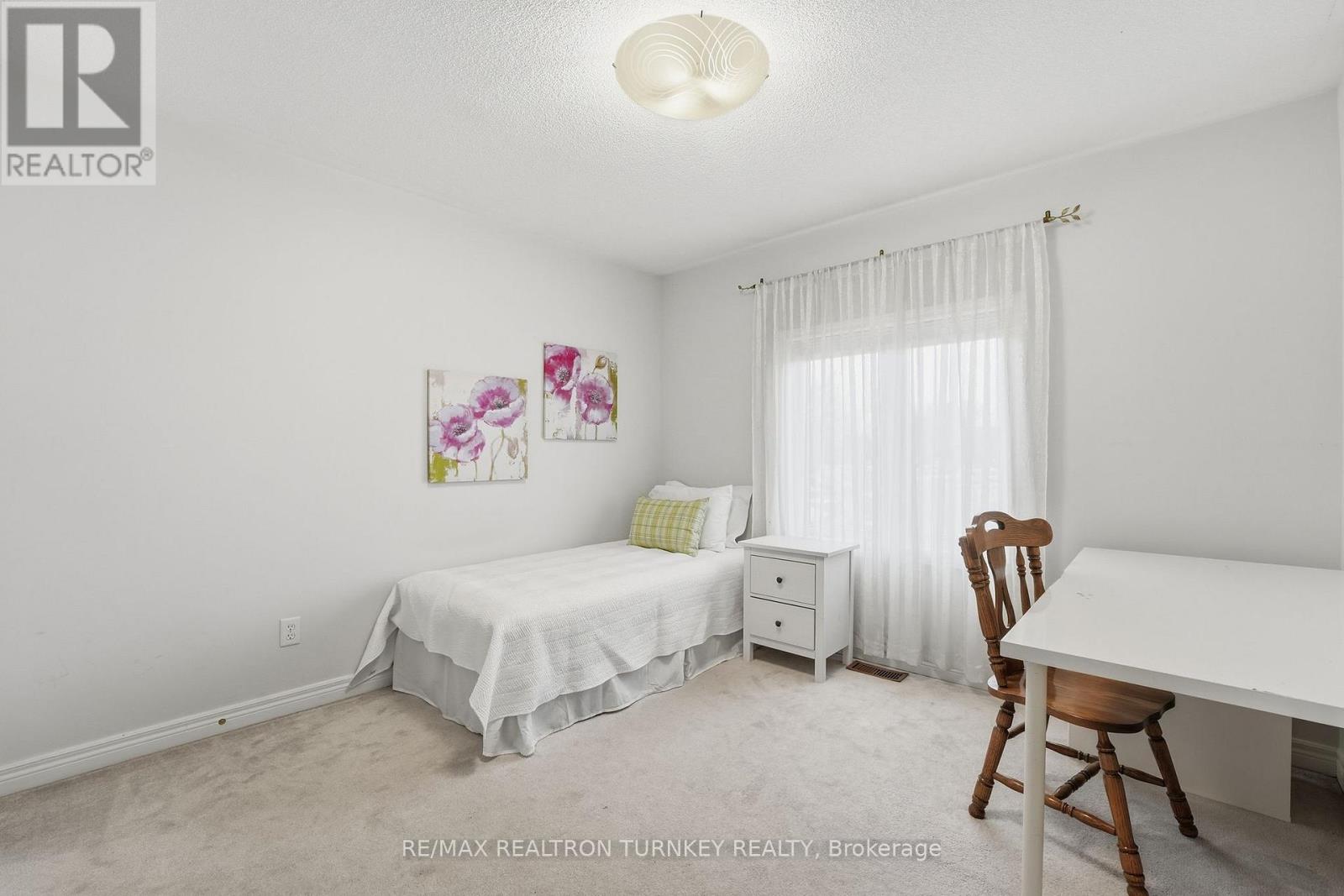 423 Hewitt Circle, Newmarket, Ontario  L3X 2L9 - Photo 18 - N12699984