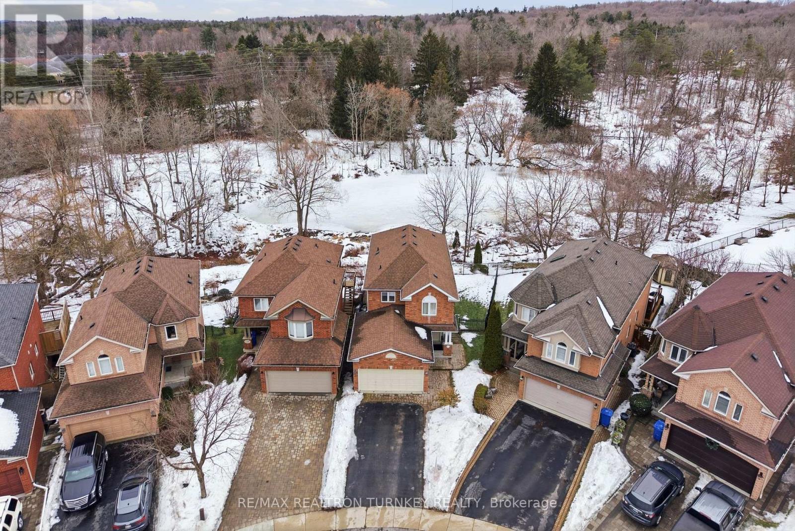 423 Hewitt Circle, Newmarket, Ontario  L3X 2L9 - Photo 30 - N12699984