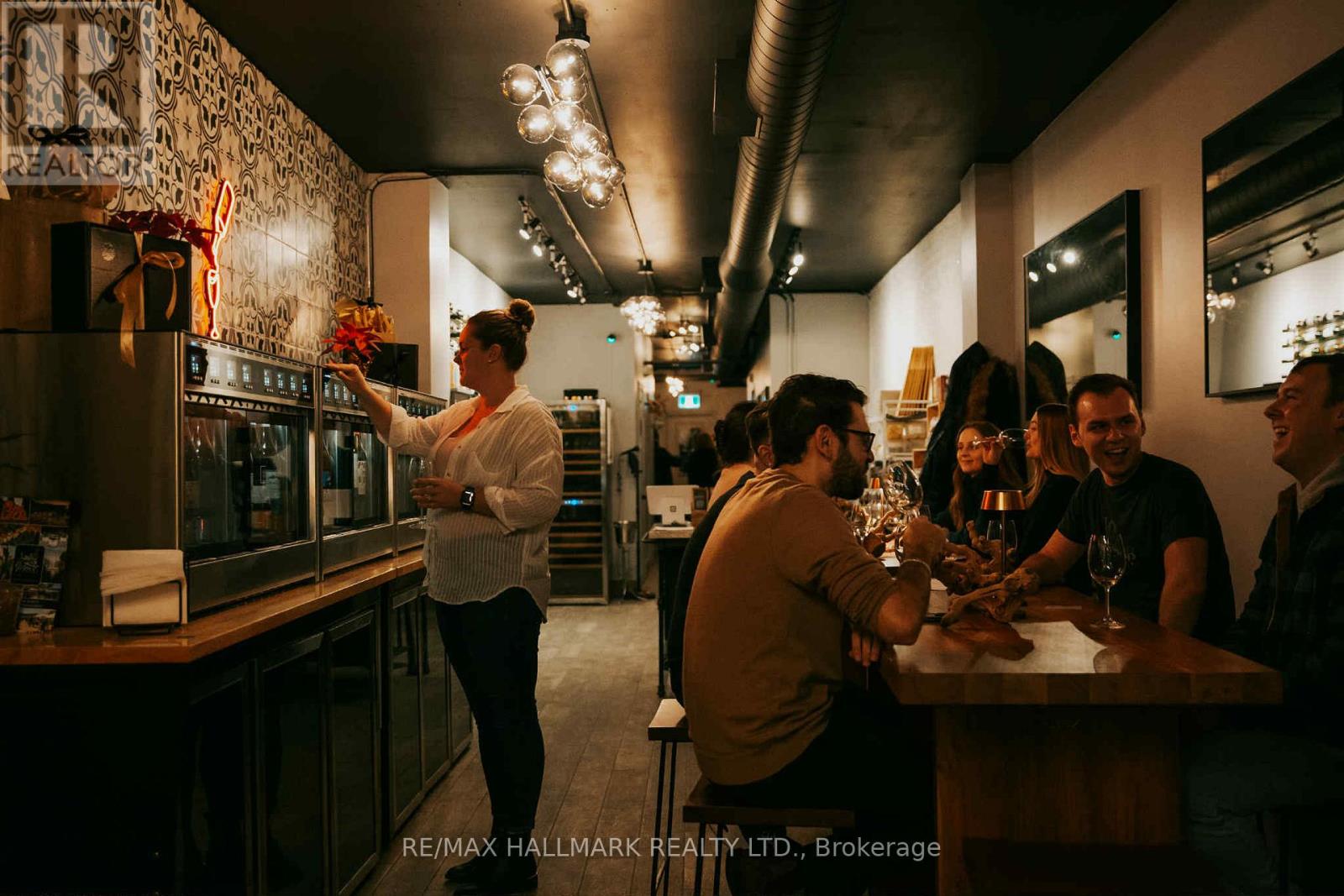 186 Main Street S, Newmarket, Ontario  L3Y 1R1 - Photo 6 - N12700088