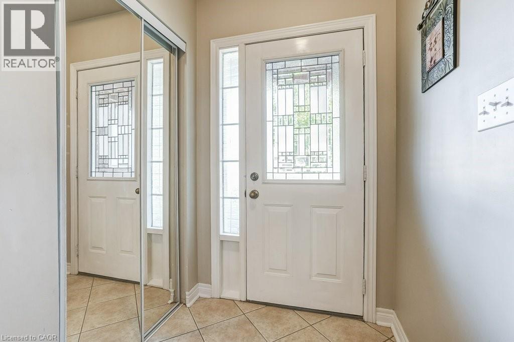 4134 Medland Drive, Burlington, Ontario  L7M 4Z8 - Photo 4 - 40798805