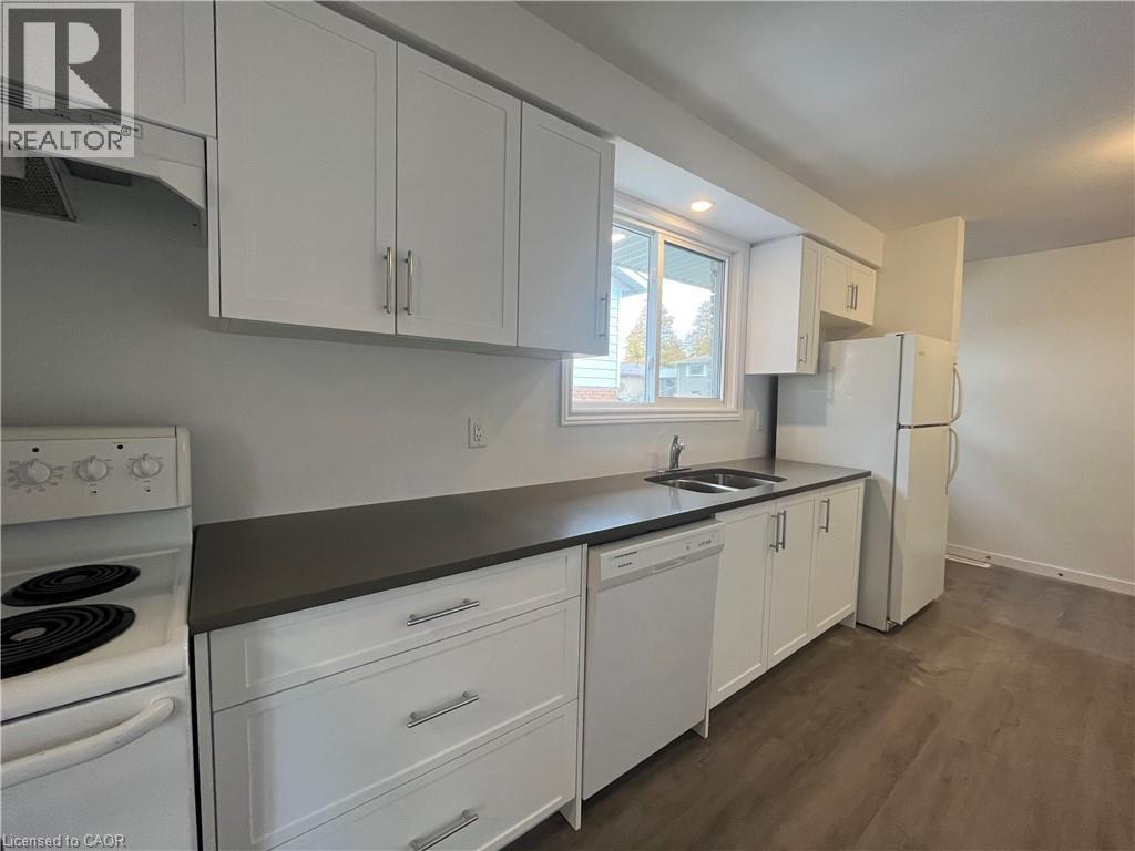 121 Markwood Drive, Kitchener, Ontario  N2M 2H3 - Photo 6 - 40798751