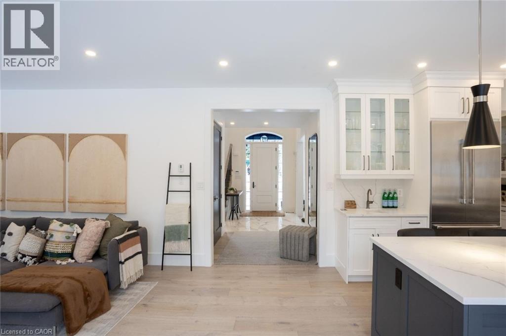 1095 Mineral Springs Road, Ancaster, Ontario  L9H 5E3 - Photo 8 - 40798743