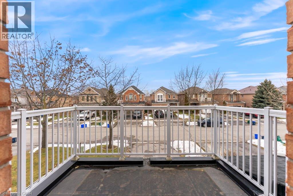 31 Four Winds Drive, Whitby, Ontario  L1N 9R8 - Photo 21 - 40798731