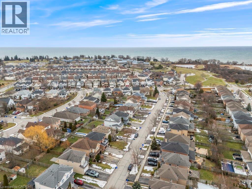 31 Four Winds Drive, Whitby, Ontario  L1N 9R8 - Photo 46 - 40798731