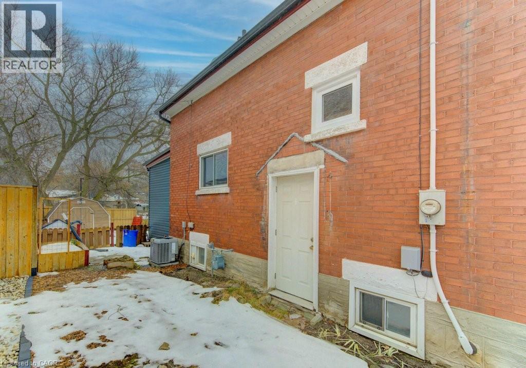 257 Guelph Street, Kitchener, Ontario  N2H 5W9 - Photo 4 - 40798476
