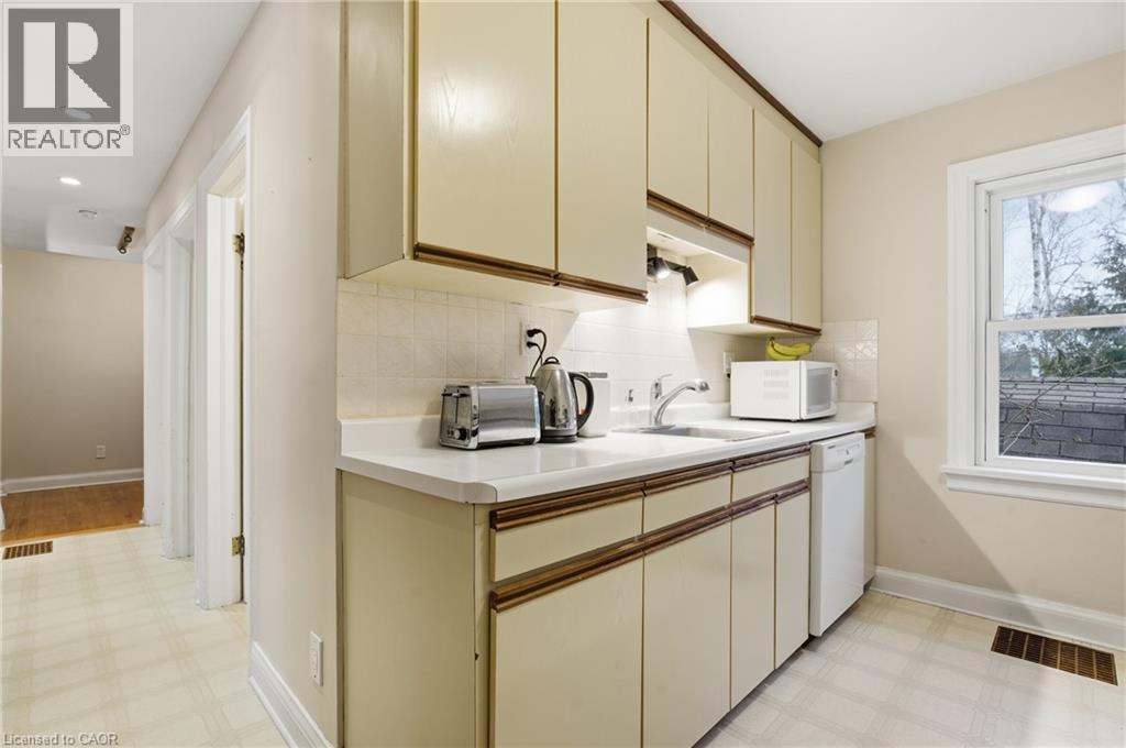 157 Bridgeport Road E, Waterloo, Ontario  N2J 2K3 - Photo 11 - 40797980