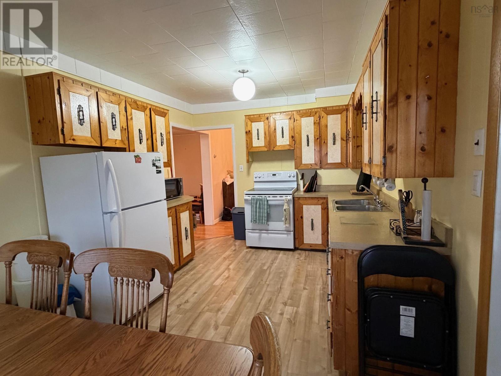 16364 Cabot Trail, La Prairie, Nova Scotia  B0L 1E0 - Photo 11 - 202528947