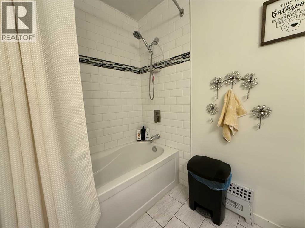 57 Hillside Crescent, Swan Hills, Alberta  T0G 2C0 - Photo 11 - A2279017