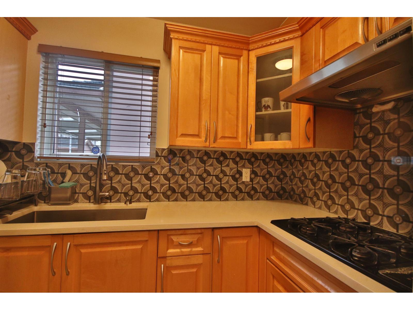 14486 74a Avenue, Surrey, British Columbia  V3S 0S3 - Photo 7 - R3079251