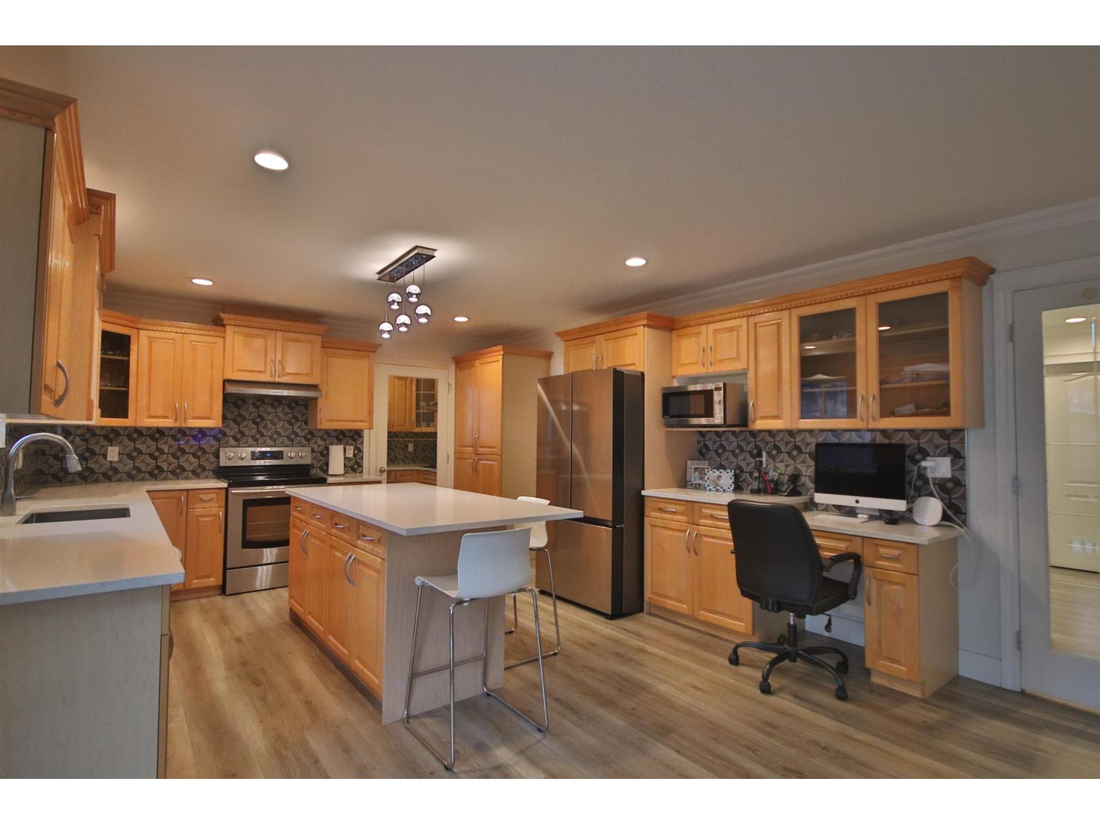 14486 74a Avenue, Surrey, British Columbia  V3S 0S3 - Photo 10 - R3079251