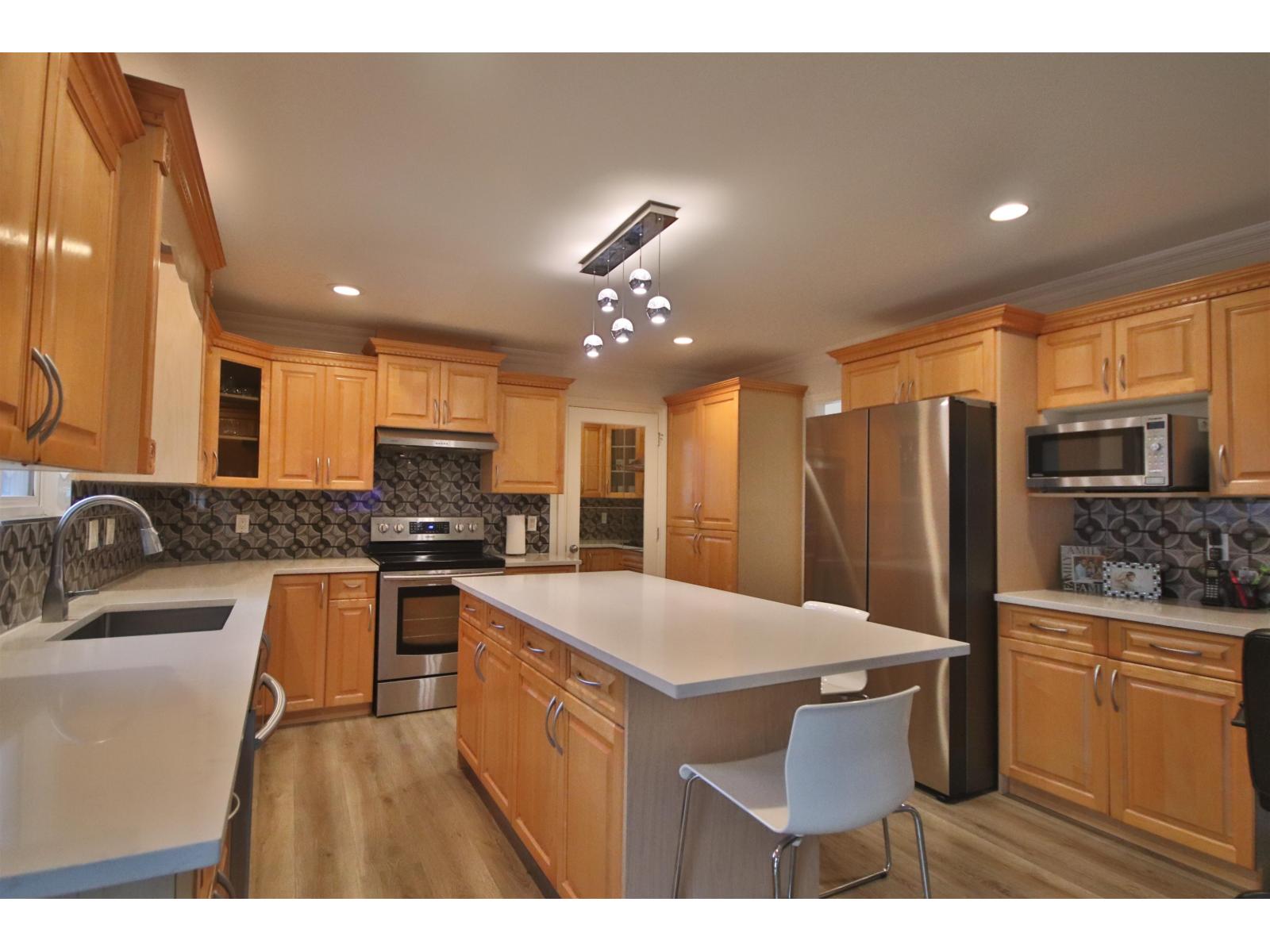 14486 74a Avenue, Surrey, British Columbia  V3S 0S3 - Photo 9 - R3079251