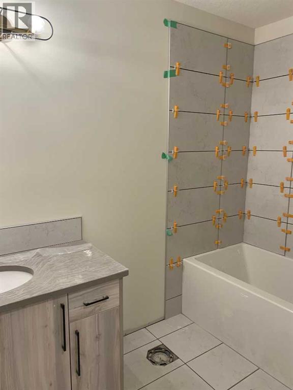 144 Crimson Ridge Place Nw, Calgary, Alberta  T3L 0K4 - Photo 9 - A2276822