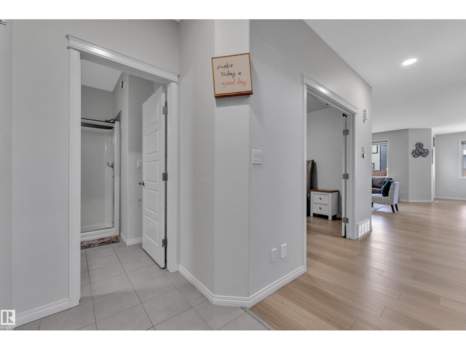 2356 53 St Sw Sw, Edmonton, Alberta  T6X 2P2 - Photo 9 - E4470160