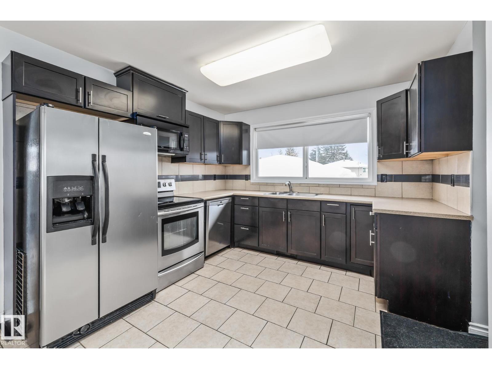 12903/12905 96 St Nw, Edmonton, Alberta  T5E 4B2 - Photo 14 - E4470162