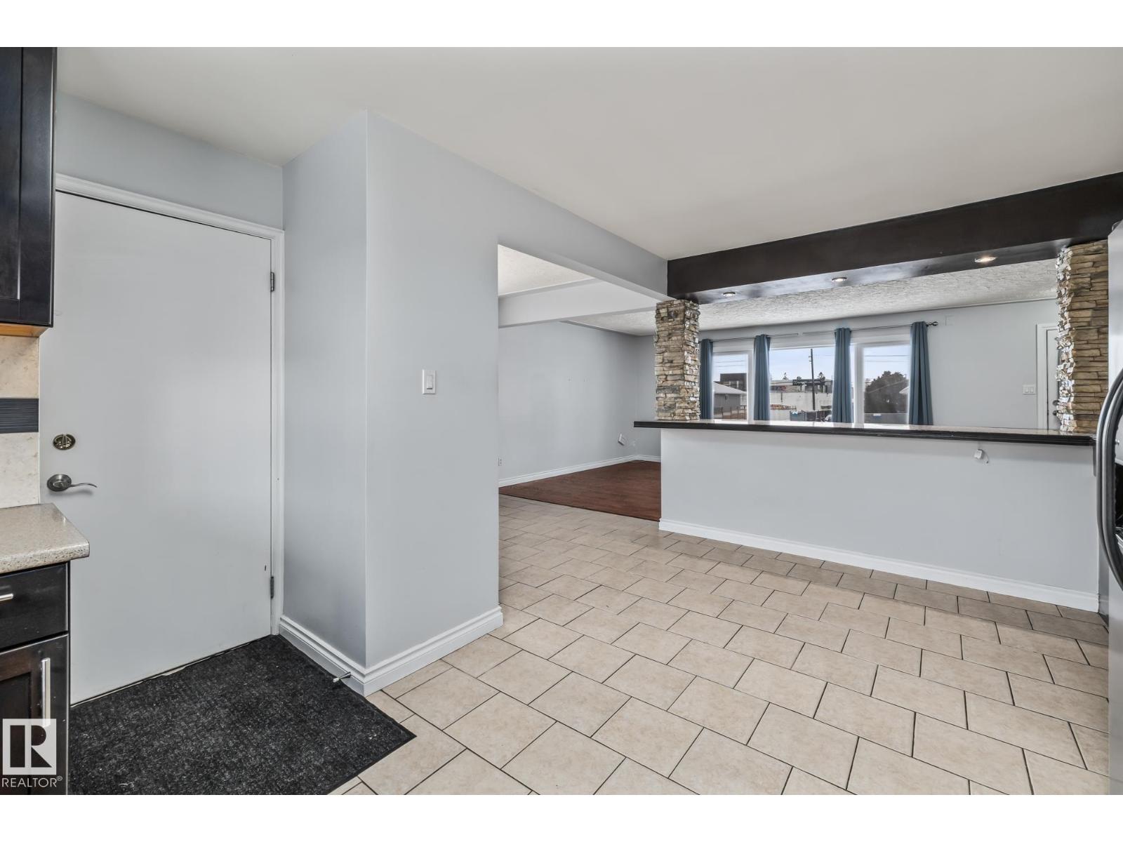 12903/12905 96 St Nw, Edmonton, Alberta  T5E 4B2 - Photo 17 - E4470162