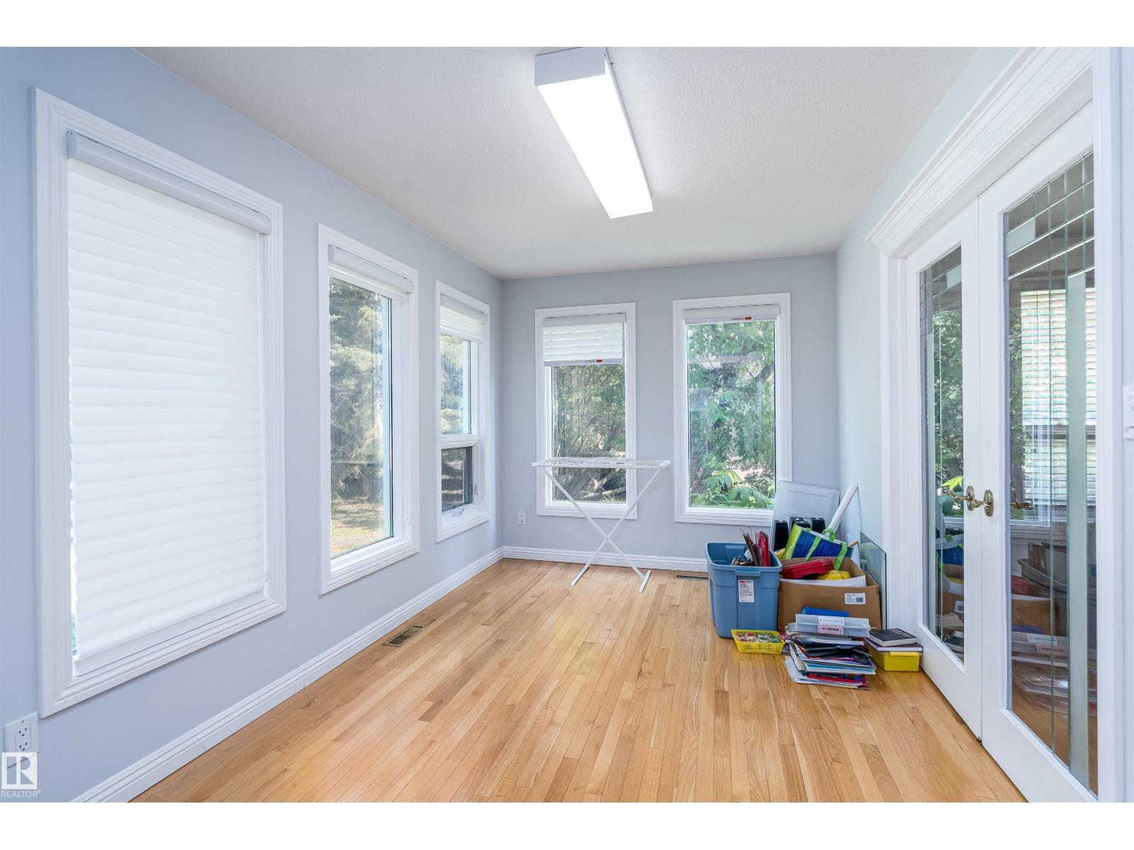 10812 5 Av Sw, Edmonton, Alberta  T6W 1A2 - Photo 18 - E4470163