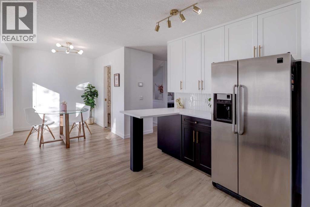 472 Killarney Glen Court Sw, Calgary, Alberta  T3E 7H4 - Photo 4 - A2278757