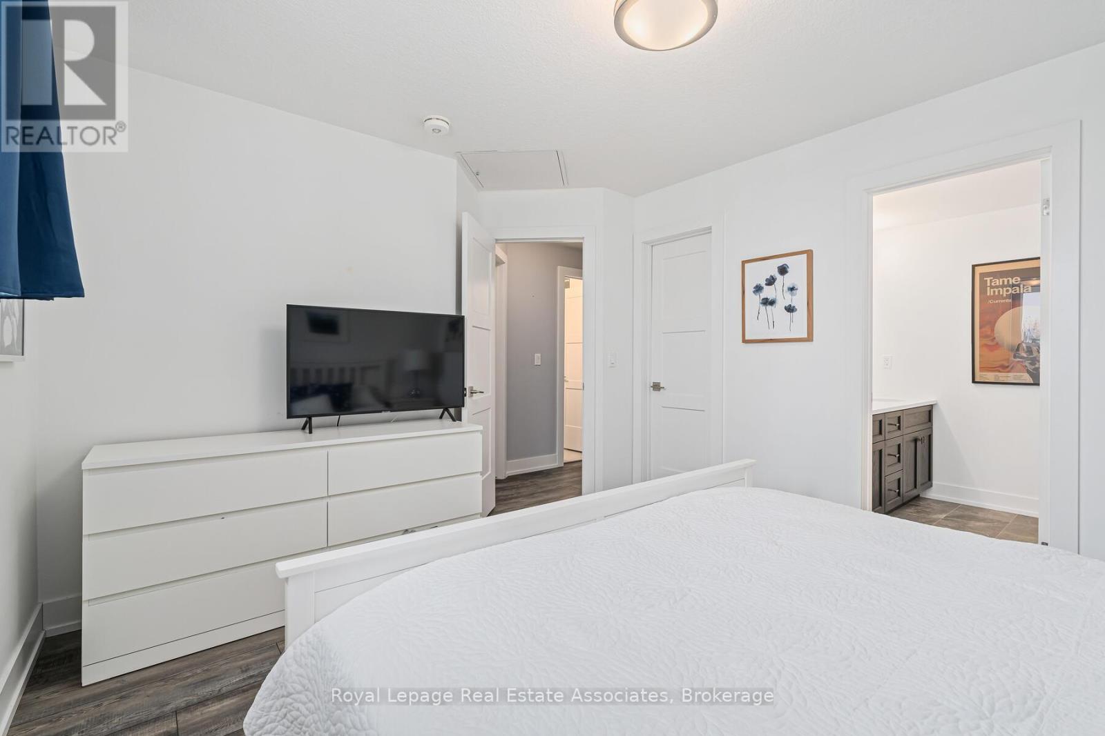 102 - 17 Centre Street, Orangeville, Ontario  L9W 7S6 - Photo 20 - W12699928