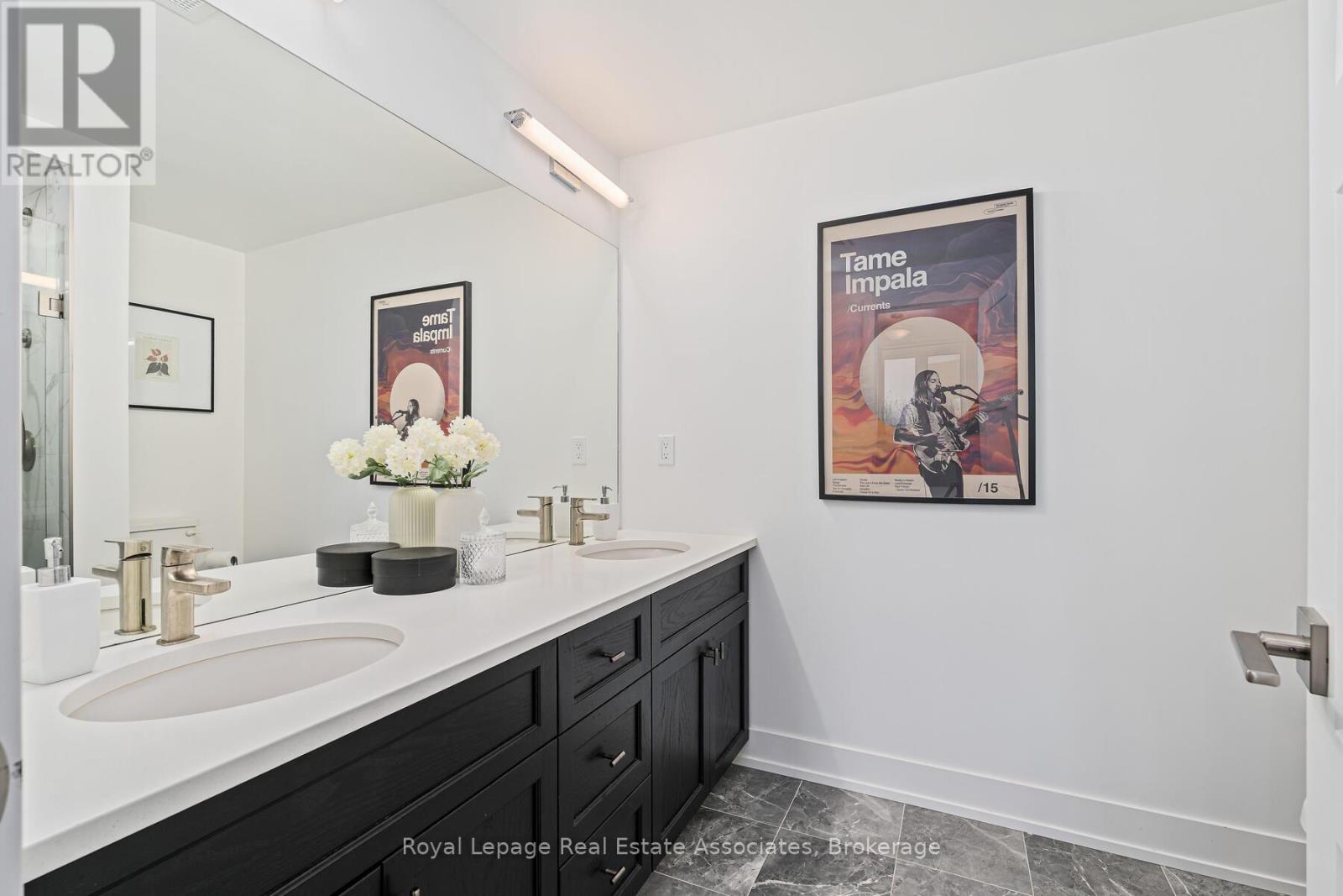 102 - 17 Centre Street, Orangeville, Ontario  L9W 7S6 - Photo 21 - W12699928