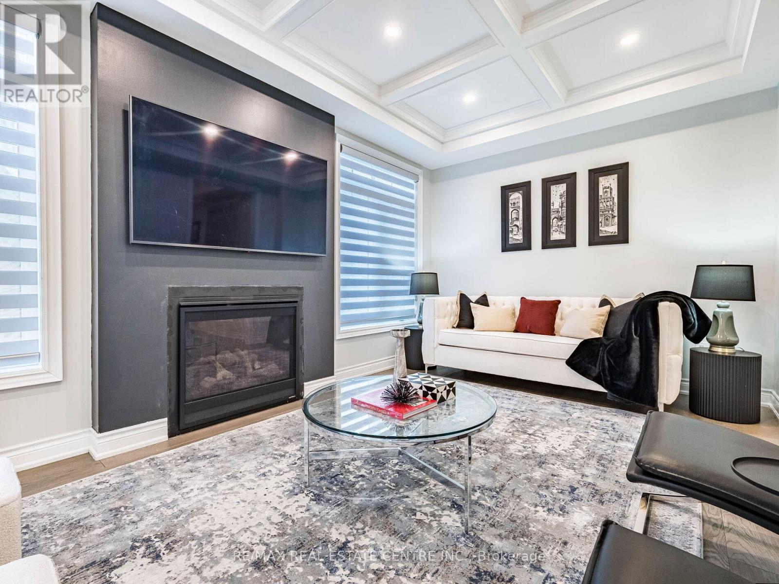 3253 Mintwood Circle, Oakville, Ontario  L6H 7C3 - Photo 21 - W12699948