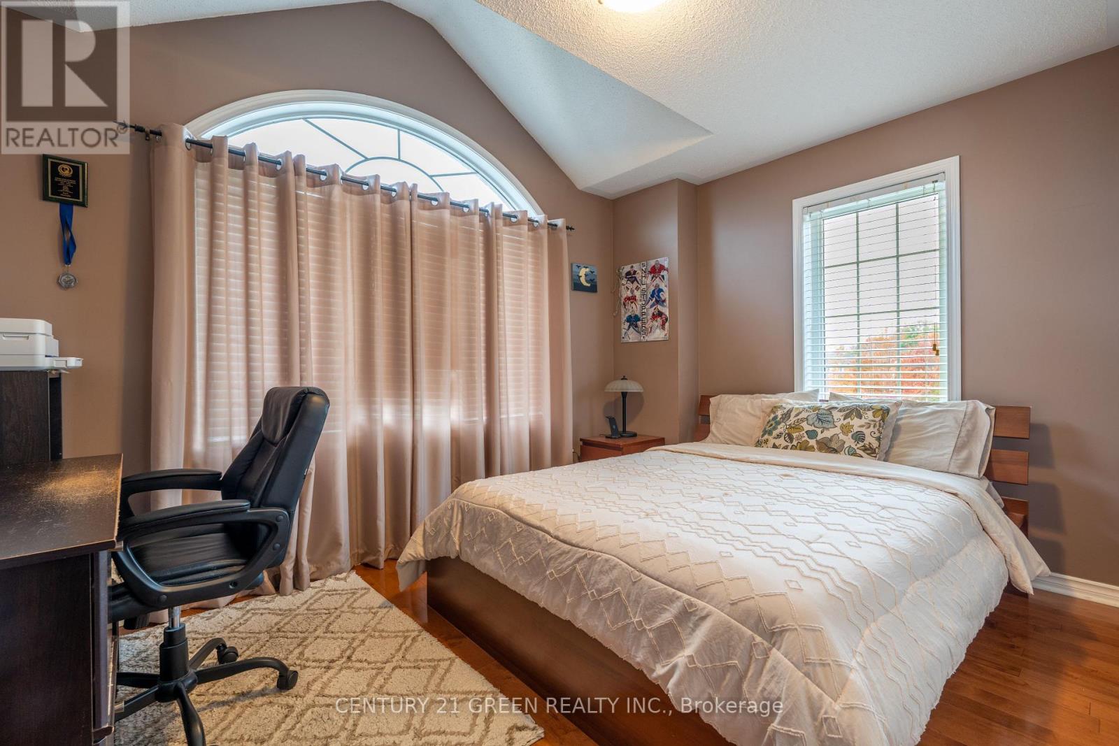 936 Hepburn Road, Milton, Ontario  L9T 0L6 - Photo 14 - W12700028