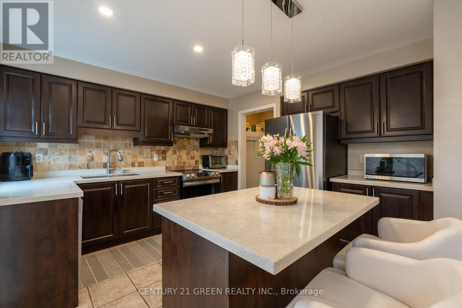 936 Hepburn Road, Milton, Ontario  L9T 0L6 - Photo 17 - W12700028