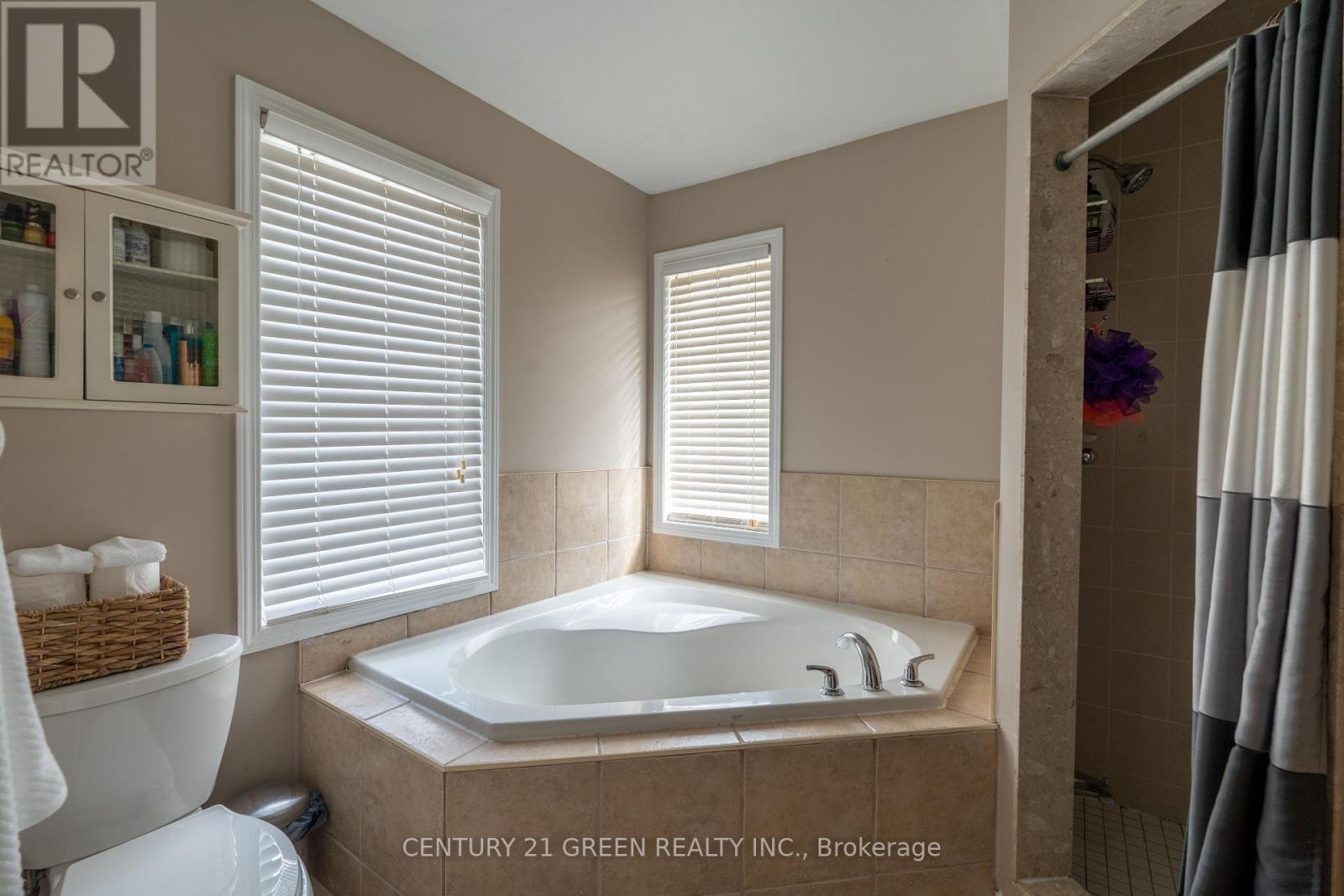 936 Hepburn Road, Milton, Ontario  L9T 0L6 - Photo 32 - W12700028