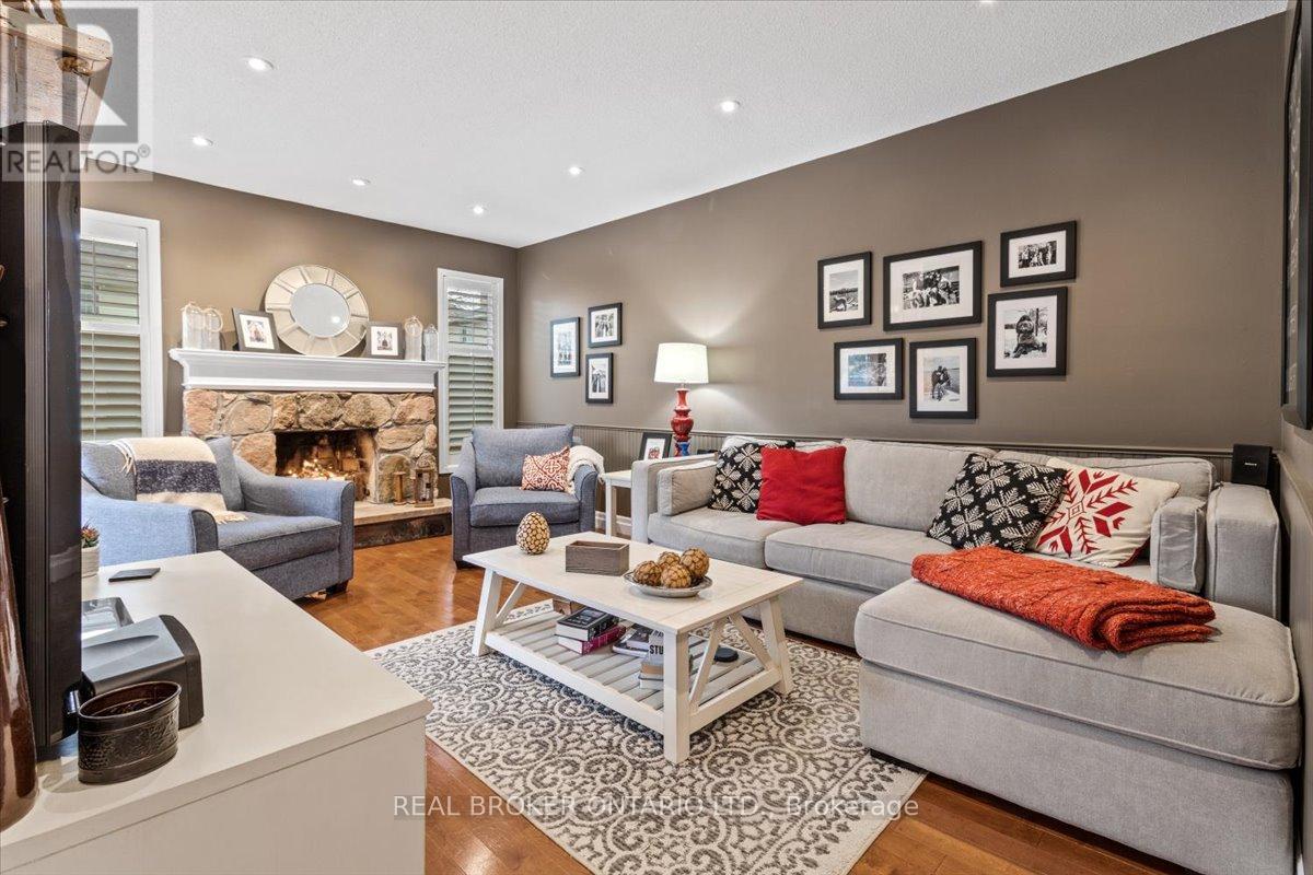 3182 Tania Crescent, Burlington, Ontario  L7M 3M7 - Photo 12 - W12700030