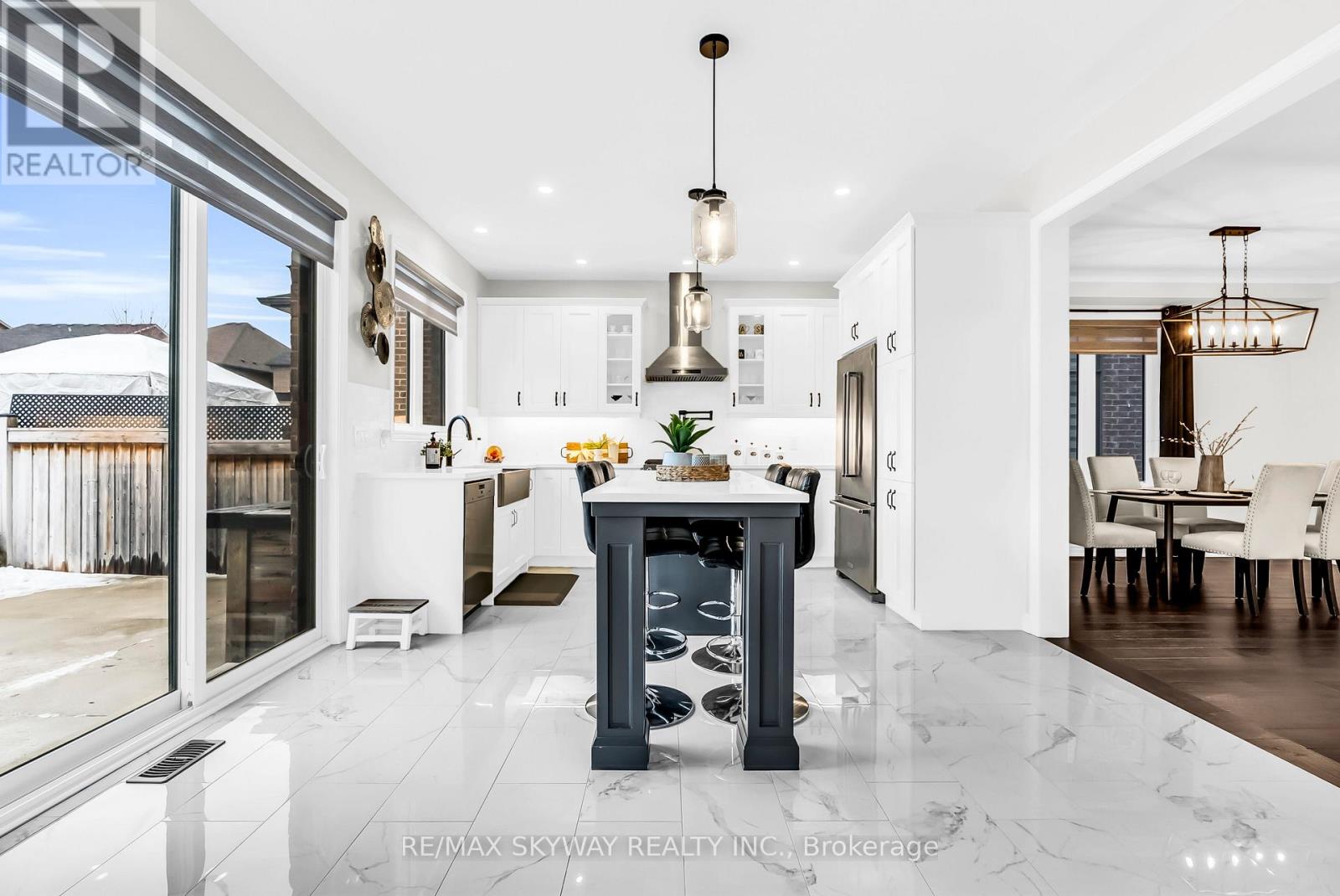 46 Ash Hill Avenue, Caledon, Ontario  L7C 4H8 - Photo 18 - W12700062