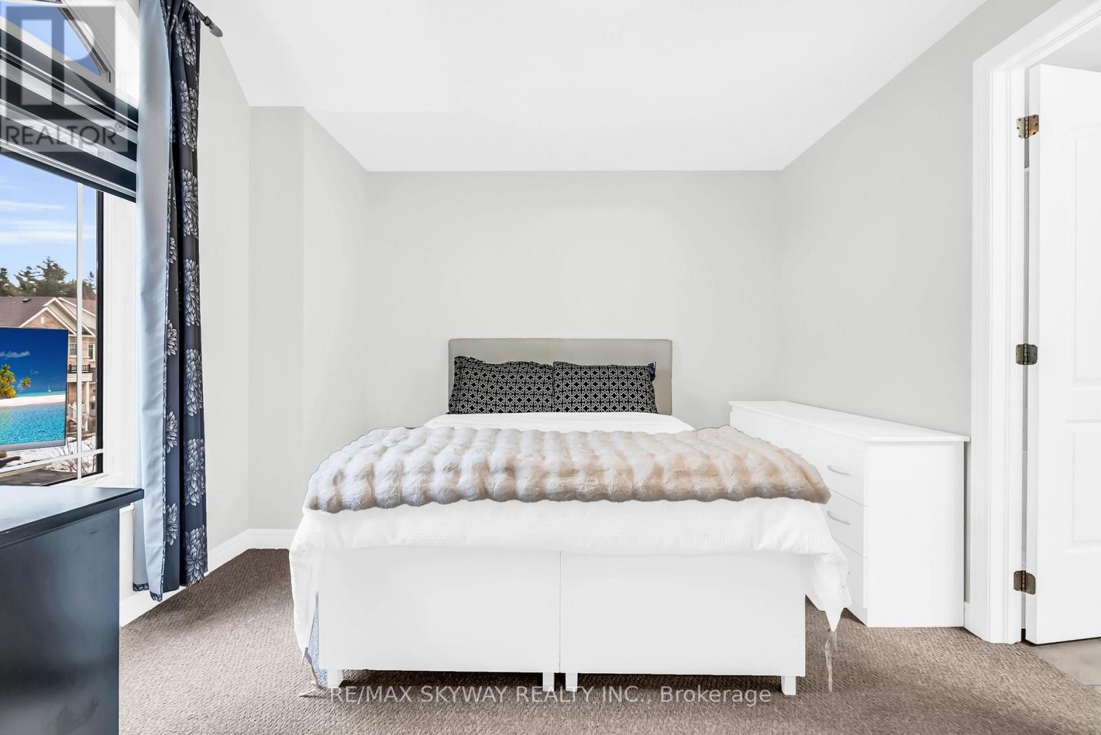 46 Ash Hill Avenue, Caledon, Ontario  L7C 4H8 - Photo 33 - W12700062