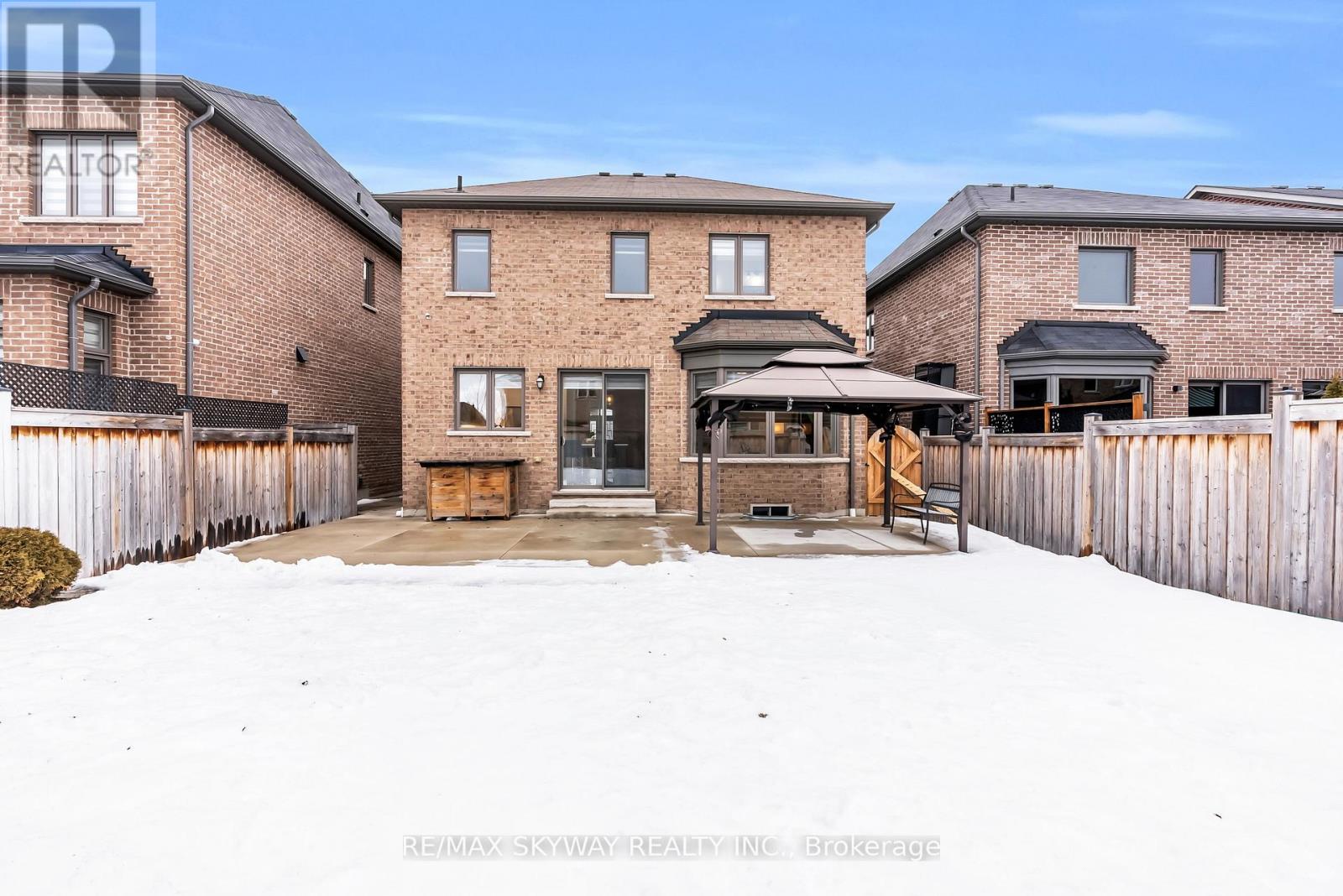 46 Ash Hill Avenue, Caledon, Ontario  L7C 4H8 - Photo 49 - W12700062