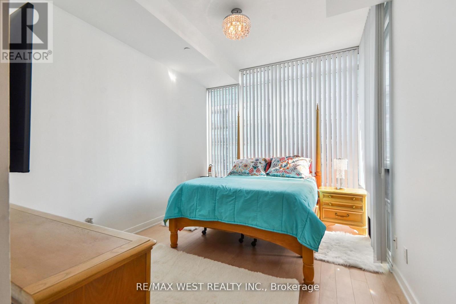 2906 - 88 Park Lawn Road, Toronto, Ontario  M8Y 0B5 - Photo 8 - W12700092