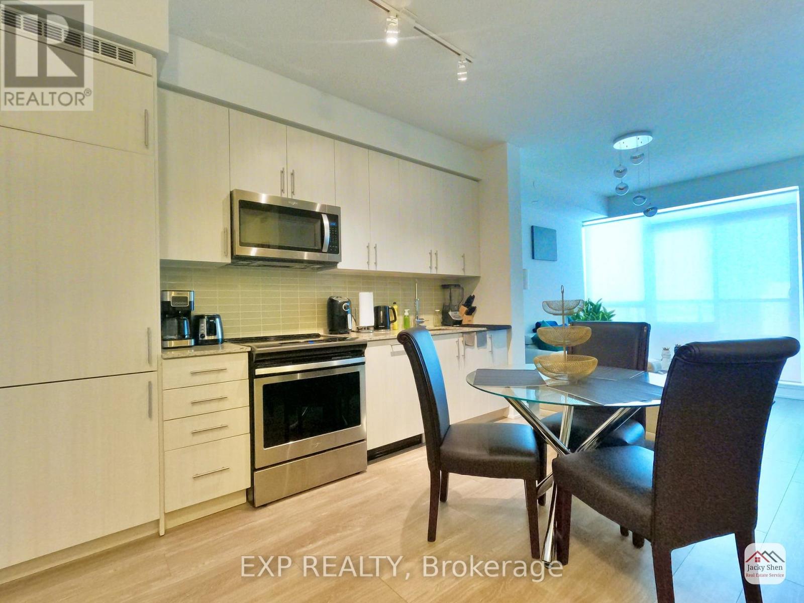 2914 - 4055 Parkside Village Drive, Mississauga, Ontario  L5B 0K8 - Photo 6 - W12700098