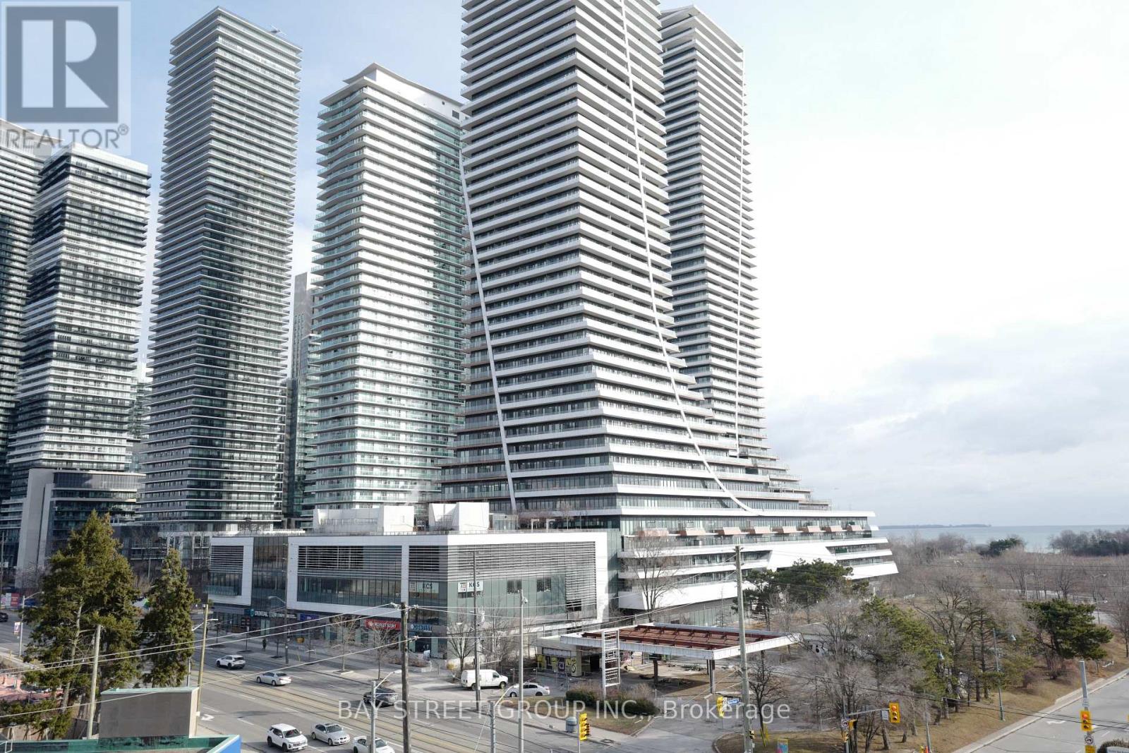 718 - 2200 Lakeshore Boulevard W, Toronto, Ontario  M8V 1A4 - Photo 15 - W12700108