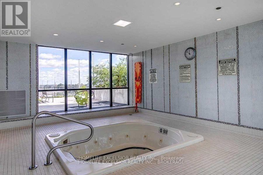 2409 - 75 Eglinton Avenue W, Mississauga, Ontario  L5R 1B2 - Photo 15 - W12700112