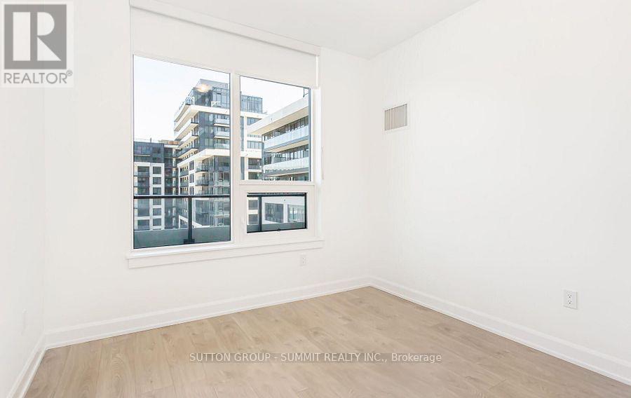 628 - 3220 William Coltson Avenue, Oakville, Ontario  L6H 7X9 - Photo 8 - W12700134