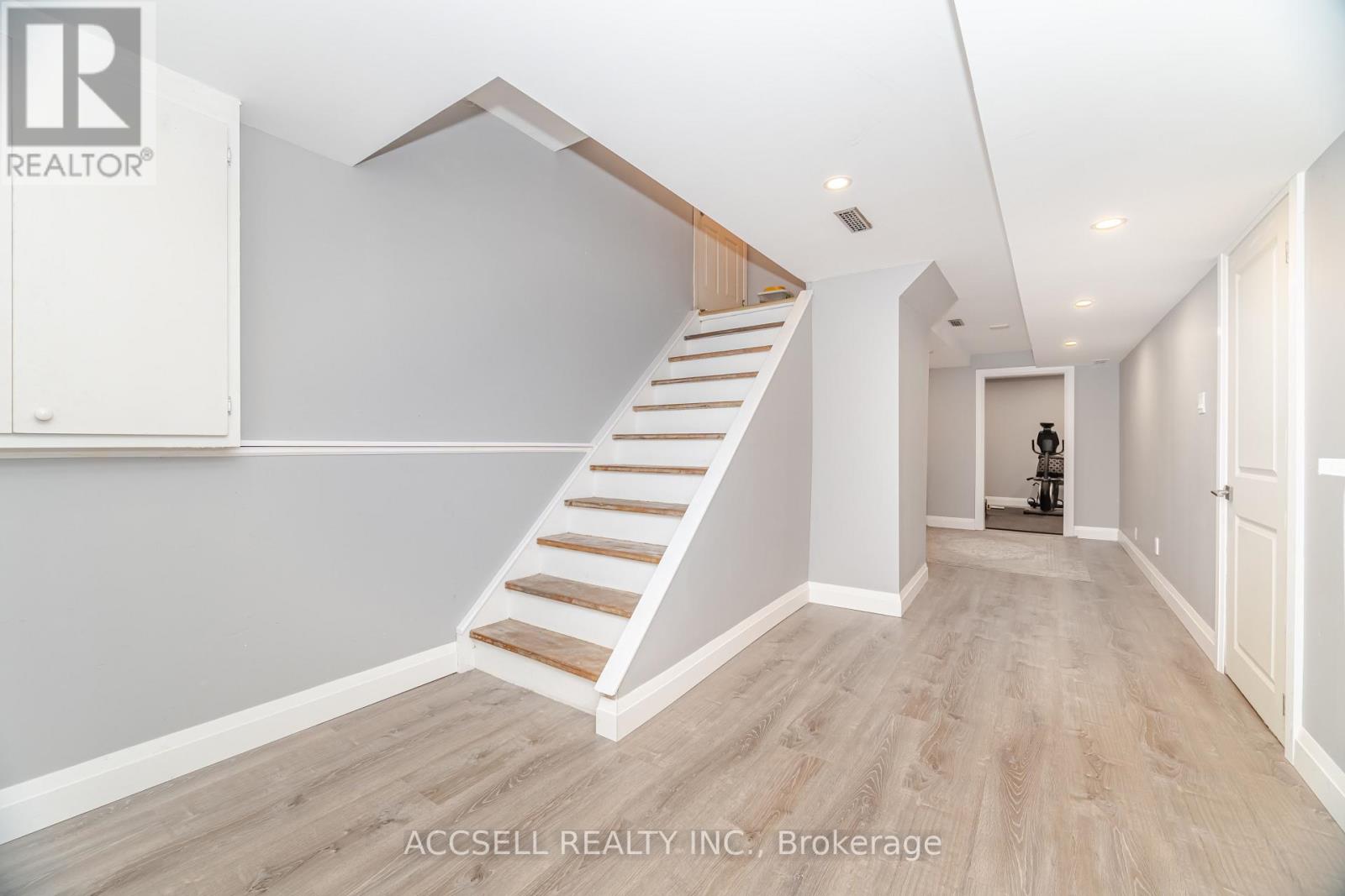 3 Longyear Drive, Hamilton, Ontario  L8B 0E1 - Photo 32 - X12699888