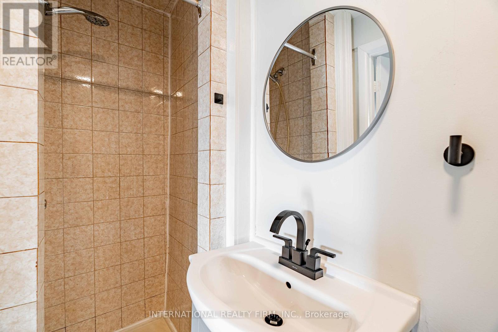 217 Hamilton Road, London East, Ontario  N5Z 1P9 - Photo 11 - X12699896