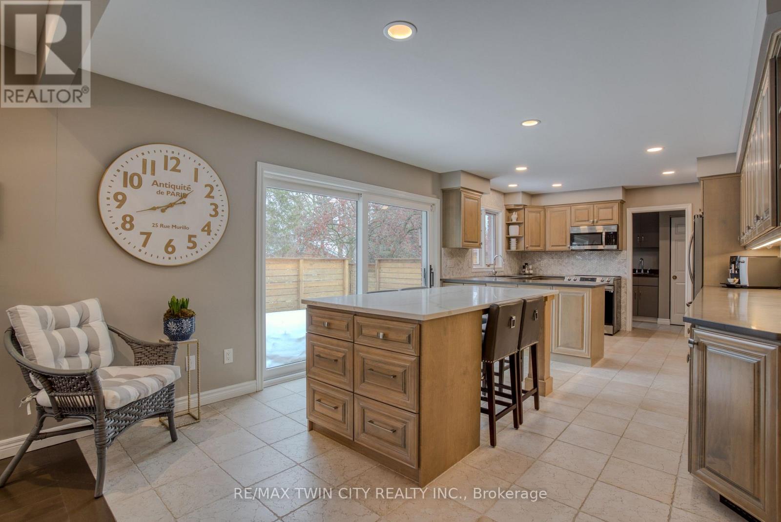 16 - 184 Roxton Drive, Waterloo, Ontario  N2T 1N8 - Photo 19 - X12699932