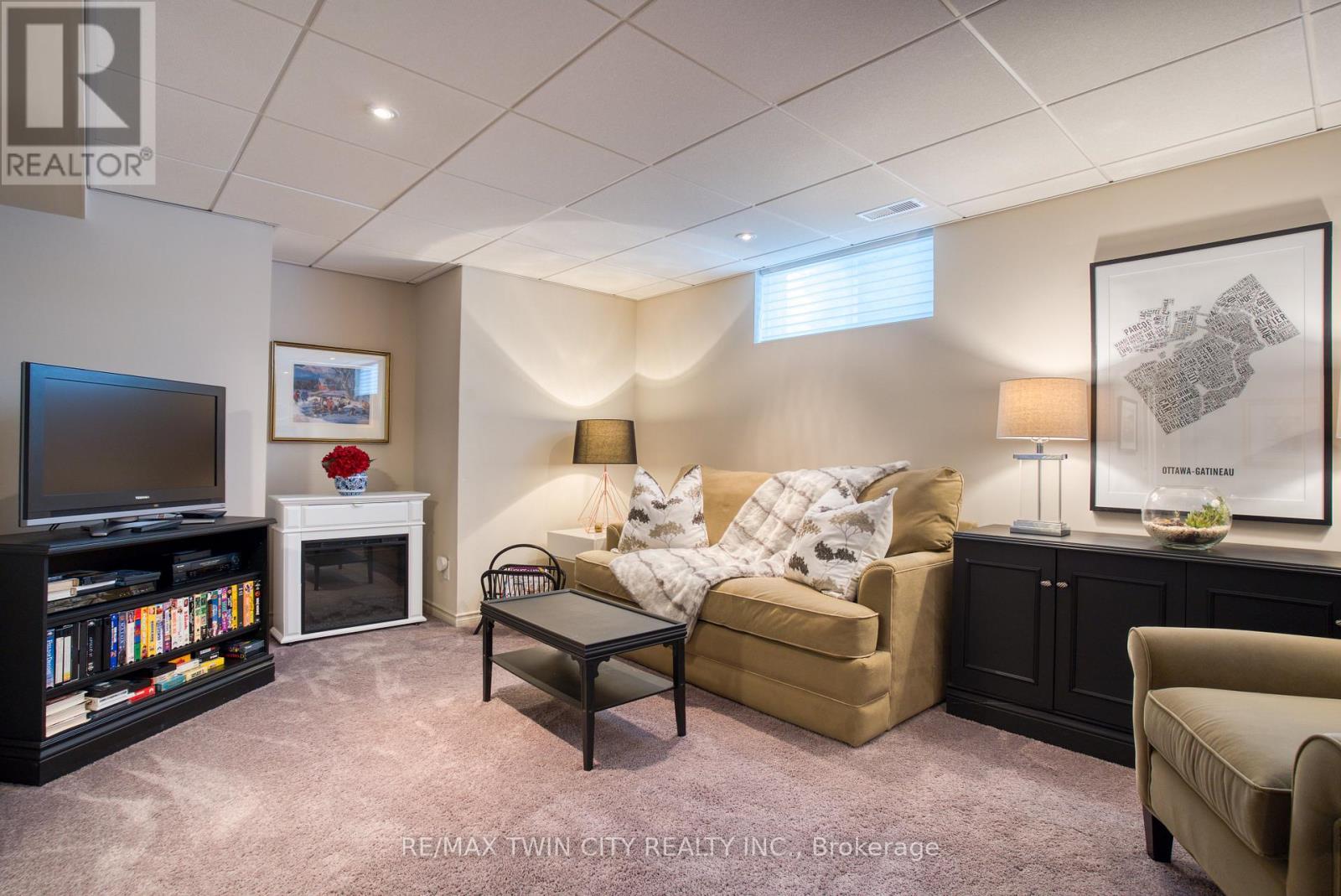 16 - 184 Roxton Drive, Waterloo, Ontario  N2T 1N8 - Photo 40 - X12699932