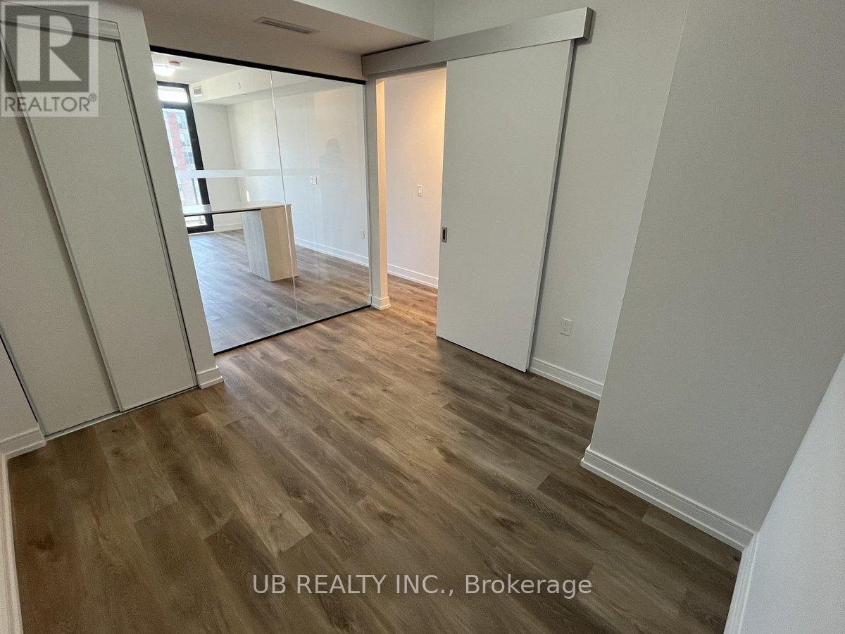 1002 - 1 Jarvis Street, Hamilton, Ontario  L8R 0A8 - Photo 4 - X12699940