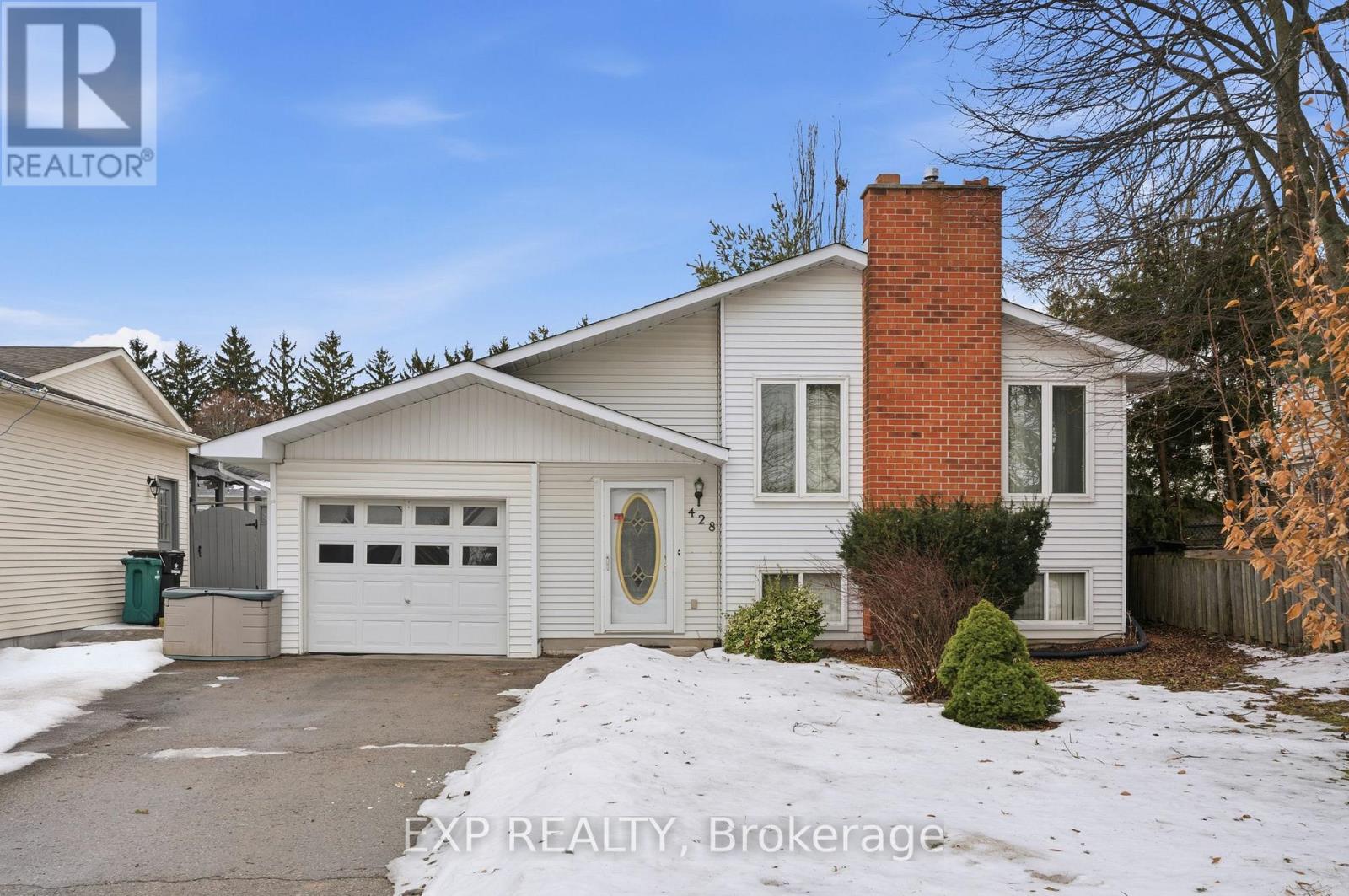 428 Dayna Crescent, Waterloo, Ontario  N2K 3K7 - Photo 2 - X12700000