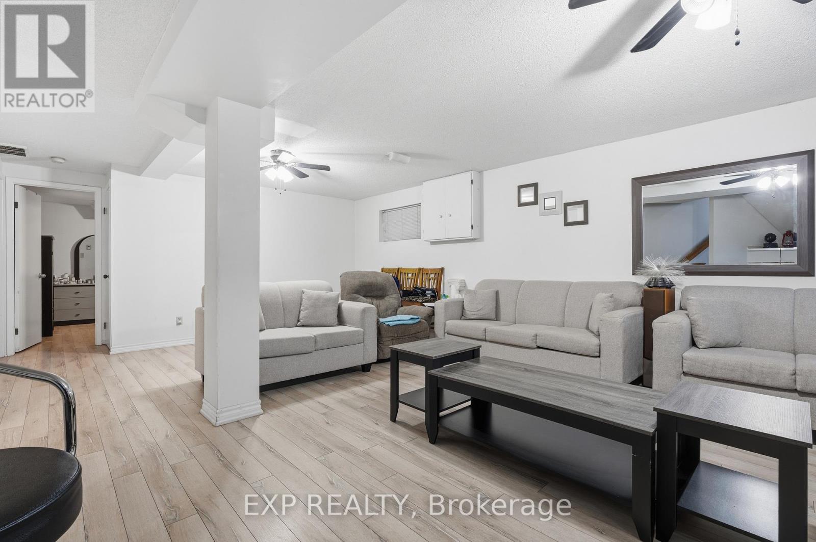 428 Dayna Crescent, Waterloo, Ontario  N2K 3K7 - Photo 24 - X12700000